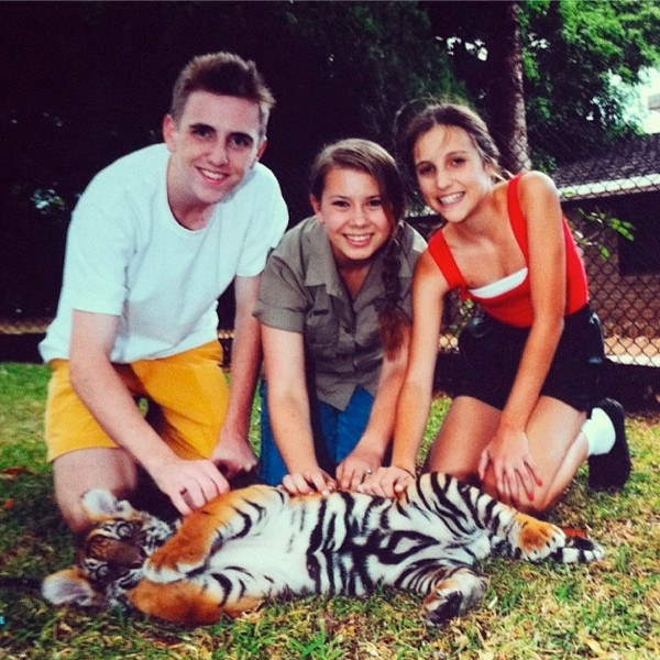 Bindi Irwin Shares Photos With Rumored First Boyfriend E Online Ca